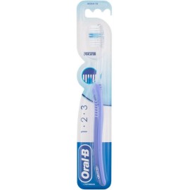 Oral-B 123 Indicator Toothbrush 35 Medium